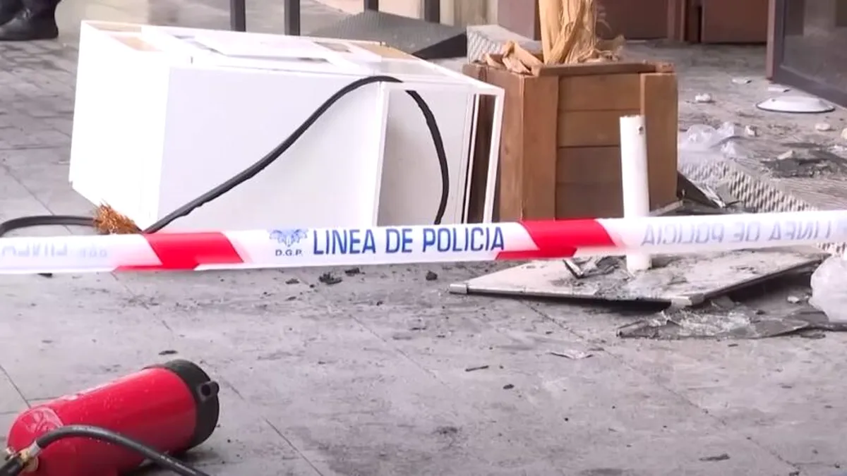 Incendiu devastator într-un restaurant din Madrid după ce bucătarul a vrut să flambeze niște preparate. Doi oameni au murit