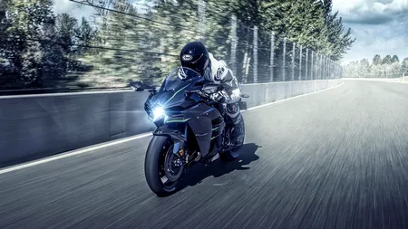 Ce amendă riscă șoferii și motocicliștii care fac zgomot noaptea în București