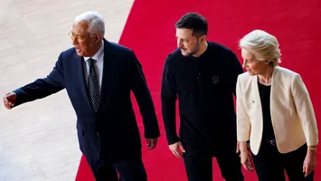 UE trece la fapte: Mai puține declarații, mai multe rachete