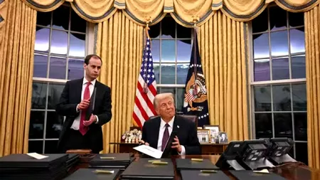 Donald Trump în prima zi la Casa Albă: Retragerea din Acordul Climatic de la Paris, politica strictă de imigrație și interzicerea diversității