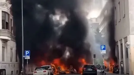 Incendiu devastator la Milano. Mai multe mașini au luat foc după o explozie puternică