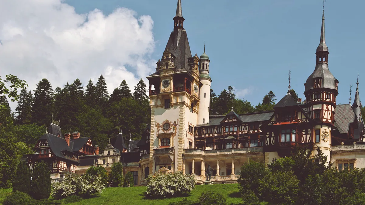 Anchetă la Castelul Peleș