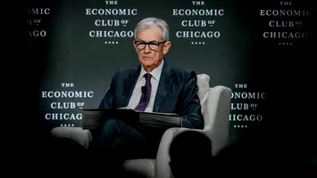 Dolarul american a scăzut luni la minimul ultimilor trei ani. Donald Trump vrea înlăturarea lui Jerome Powell