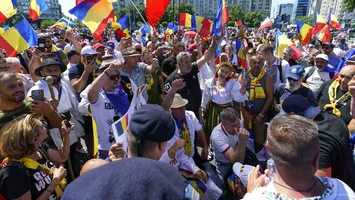Jandarmi agresați la protestul pentru Călin Georgescu