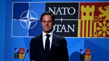 Adio, NATO! Ucraina ar putea adera la o nouă alianță militară, susține un expert militar