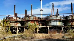 Rafinăria „Steaua Română” din Câmpina, între demolare și renaștere culturală: Cronica unei lupte administrative pentru salvarea istoriei naționale