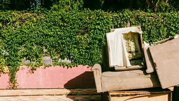 Te-ai decis să faci curat și ai nevoie de ajutor? Cum se face colectarea deșeurilor voluminoase în Sectorul 5