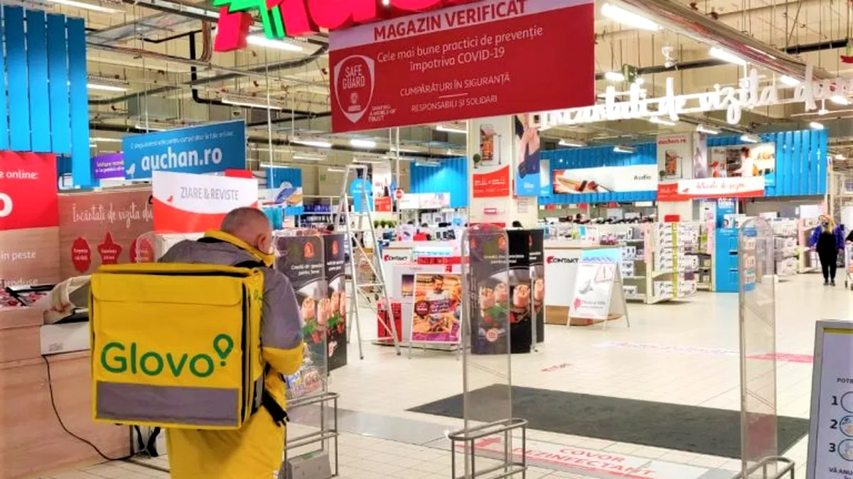 Auchan va furniza 4.000 de produse din ofertă prin Glovo