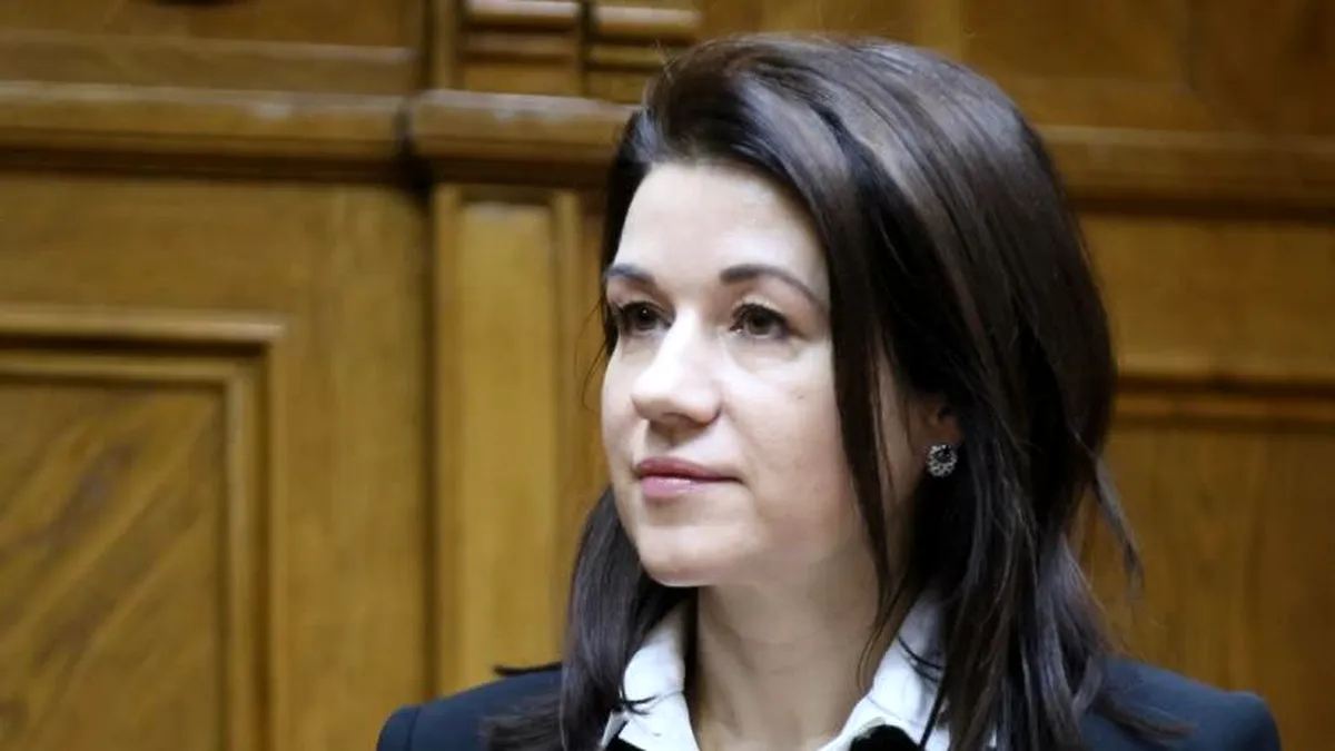 Pensionare cu fluturaș de aur: cum dispare Corina Corbu de la șefia Înaltei Curți, în liniște deplină și cu pensioara grăsuță în buzunar