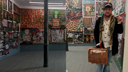 Expoziție cu simboluri naziste în Capitală. Reacții dure din partea societății civile: „Superficială și lipsită de responsabilitate”