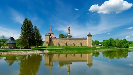 Ce legătură este între Adrian Porumboiu și mănăstirea Dragomirna