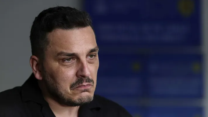 Influencerul Makaveli, sub control judiciar. Fiscul i-a pus sechesestru pe o casă și două terenuri