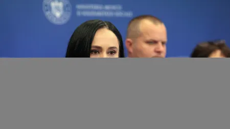 Ministerul Muncii solicită clarificări după oprirea deciziilor de recalculare a pensiilor în Alba