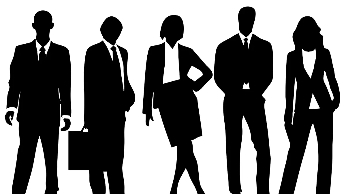 România, țara secretarilor de stat. Funcția, vânată pentru salariul uriaș și multiplele avantaje