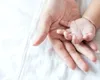 Tichete sociale pentru mame și nou-născuți: Guvernul simplifică distribuirea și plățile