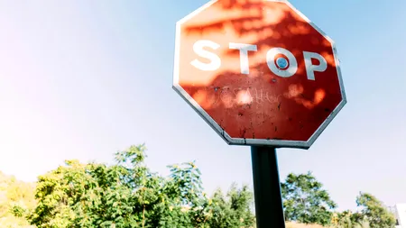 Anchetă pe piața lucrărilor de semnalizare rutieră: posibile înțelegeri anticoncurențiale între firme de profil
