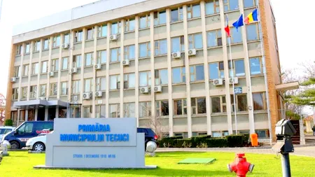 Primăria Tecuci mimează restructurarea: concediază 15% din funcționari, dar în ultimii ani numărul angajaților crescuse cu peste 400%