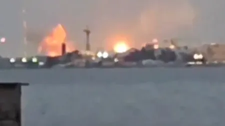 Atac asupra unei rafinării strategice din Golf. Explozie uriașă la complexul petrolier