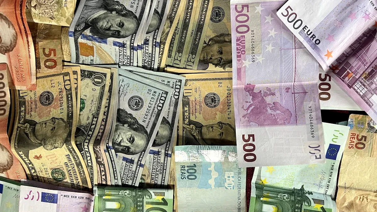 România se împrumută din nou: costurile rămân cele mai ridicate din Uniunea Europeană