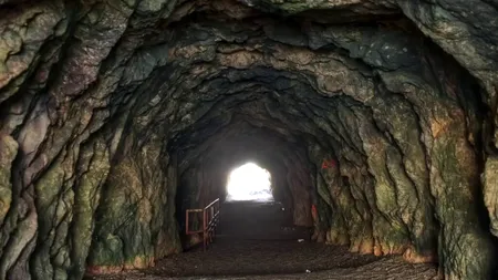 Tunelul secret din Bucegi