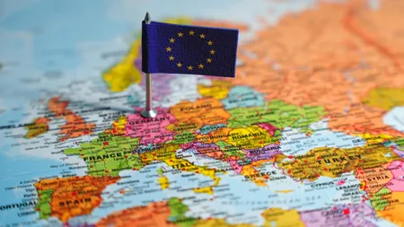 Românii, printre cei mai optimiști europeni: încrederea în UE și sprijinul pentru euro ating niveluri-record
