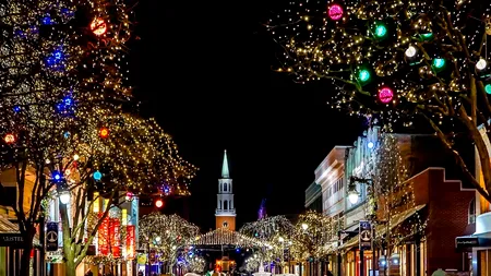 Bistrița se aprinde în lux: peste un milion de lei pentru luminițele de Crăciun din 2025