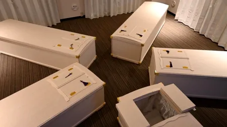 Meditație în sicriu: experiența bizară, care promite pace interioară prin reflecție asupra morții