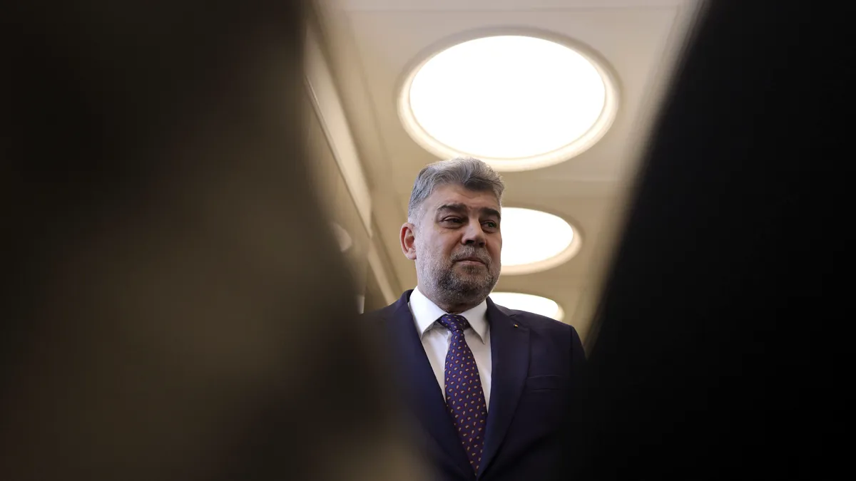 De Ziua Constituției, Ciolacu promite legi și instituții puternice pentru viitorul României