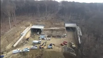UMB a turat motoarele! Lucrează nonstop la tunelurile unice de pe secțiunea lipsă a A1 Lugoj – Deva (VIDEO)