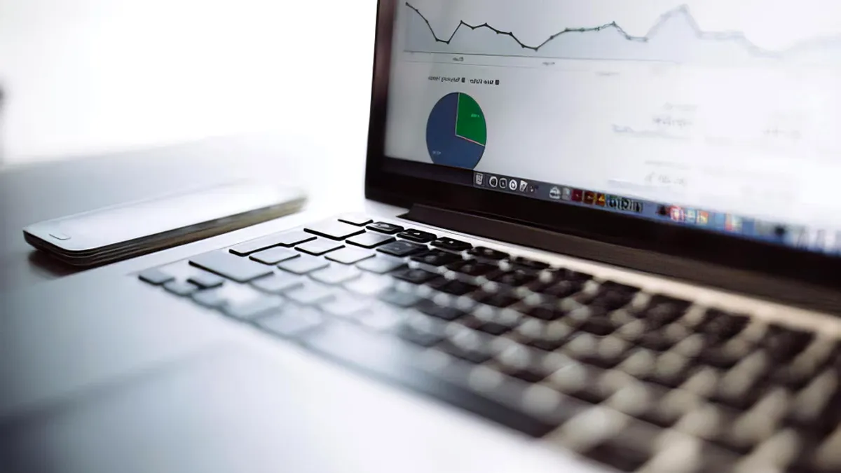 Platformă de advertoriale SEO: de ce înlocuiește tot mai des outreach-ul manual și agenția clasică