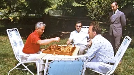 Șah mat: Un obiect preferat al lui Ceaușescu e scos la vânzare