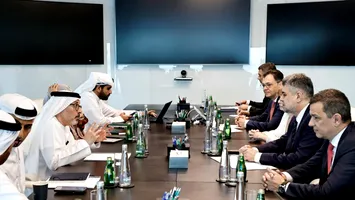 Cine sunt oamenii de afaceri din Emirate cu care s-a văzut premierul Ciolacu: companii de top
