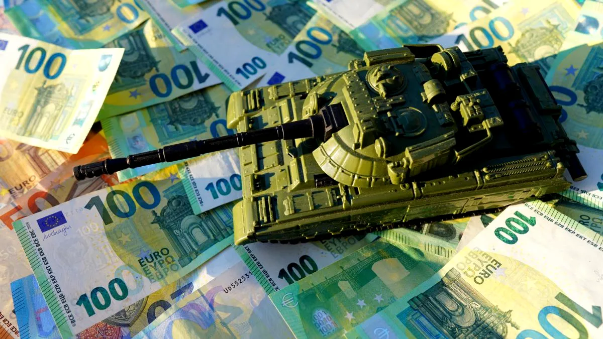 Legea SAFE a trecut de Parlament. România are acces la 16,68 miliarde de euro pentru apărare