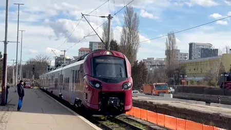 Noul tren Alstom a ajuns fără întârziere în Gara Brașov, la prânz. Ce program va avea începând de mâine