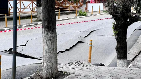 Ipoteză șoc: Lucrările la rețeaua de gaze au „ajutat„ la surparea centrului orașului Slănic-Prahova