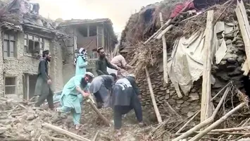 Cutremur devastator în Afganistan: peste 600 de morți și mii de răniți