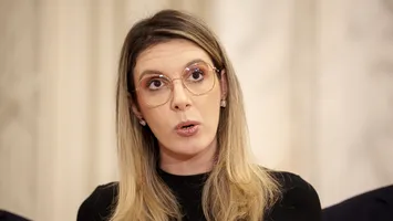 Diana Buzoianu, uliul USR care vrea să mărite Romsilva în Austria și hergheliile cu fondurile de vânătoare în Ungaria