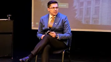 Guvernul are un nou secretar general din 2 noiembrie. Cine este Gabriel-Ciprian Ene