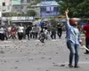 Nenorociri în lanț în Bangladesh: zeci de morți, televiziunea incendiată, internetul aproape blocat
