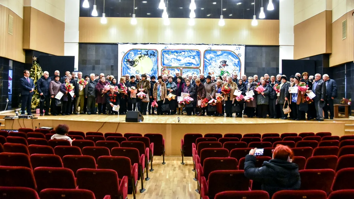 Primăria Giurgiu premiază 45 de cuplurile longevive la finalul anului