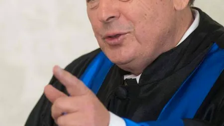 De ce medicul lui Netanyahu, decorat de Iohannis, a fost ejectat de Aurescu