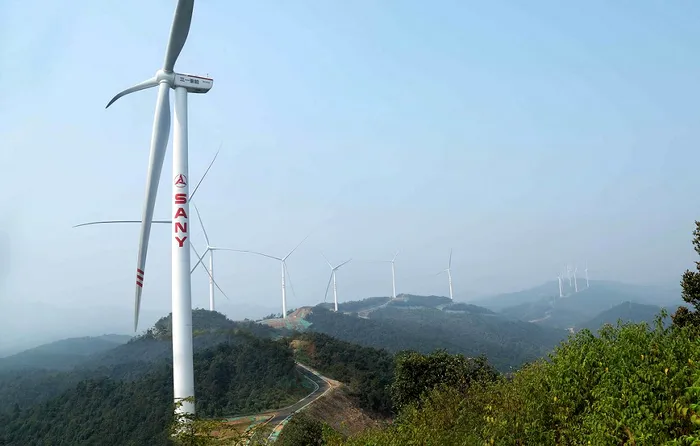Un gigant energetic din Asia va realiza primul său parc fotovoltaic cu stocare din Europa, într-o comună din Oltenia