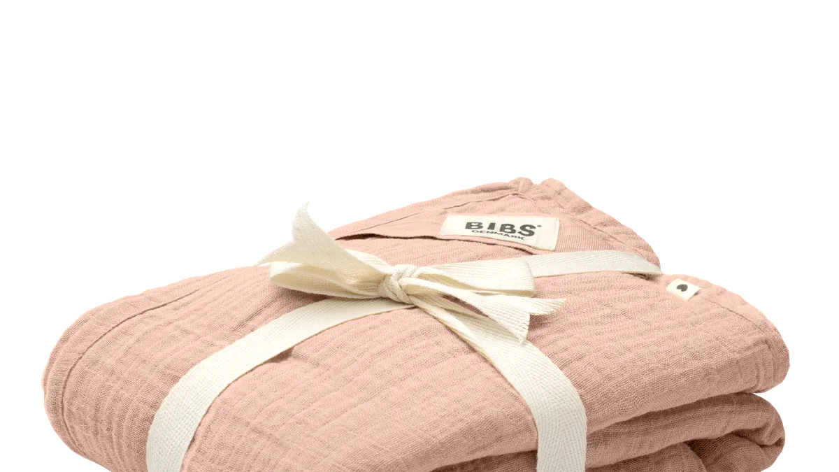 Cum să alegi corect o păturică pentru bebeluș