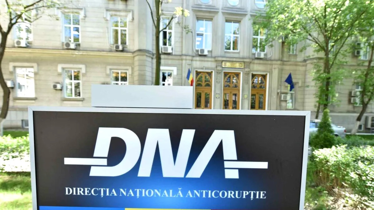 DNA: Inspector din ANAF Oradea - trimis în judecată după ce ar fi primit 15.000 de euro mită
