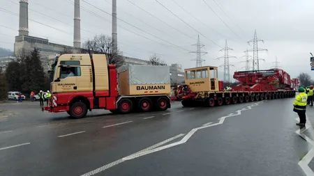Convoiul agabaritic record a ajuns la destinație! S-a mișcat cu precizie de chirurg și a fost asigurat mai ceva ca tezaurul dacic furat în Olanda (VIDEO)