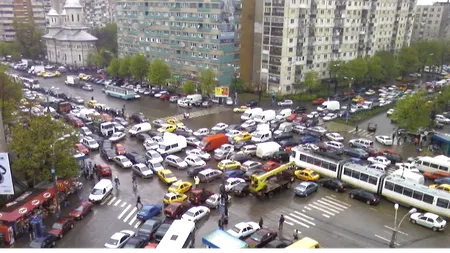 Reguli de circulație prea des „uitate” în trafic, mai ales în București