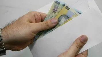 Cât se „bagă” în plic la o nuntă în București, în 2025? Tot mai mulți români își fac calculele