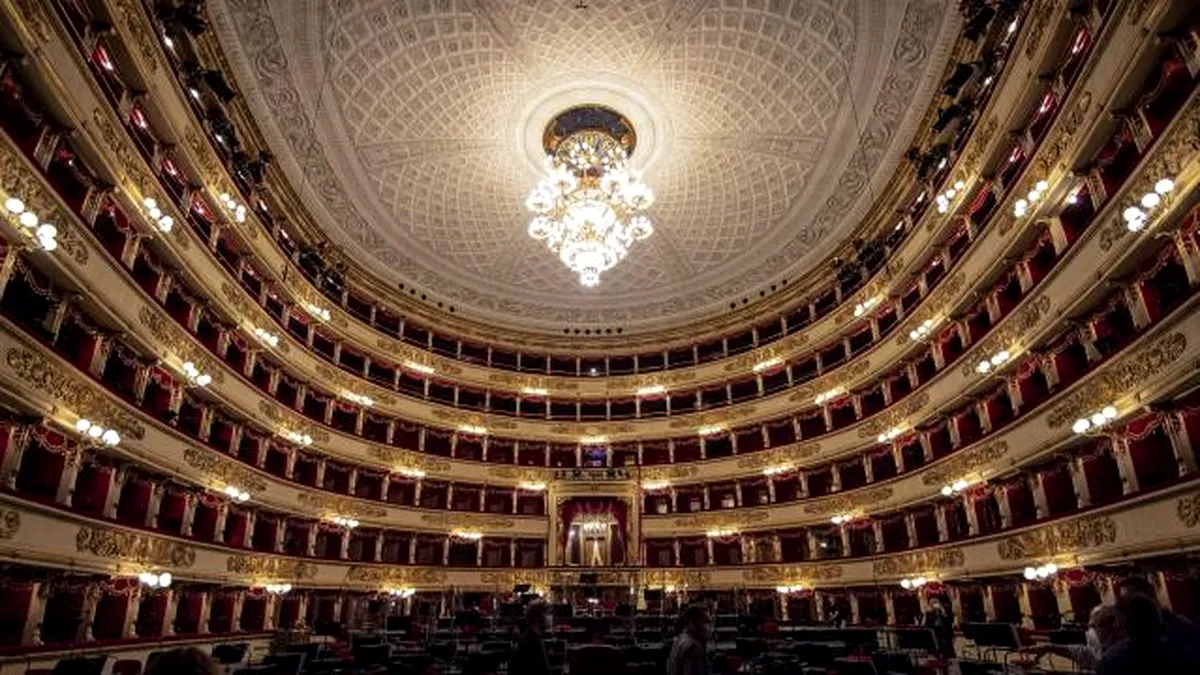Până unde poate merge publicul: Cum și-a regăsit splendoarea Scala din Milano (VIDEO)