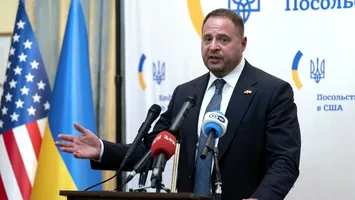 Omul de încredere a lui Zelenski și-a dat demisia