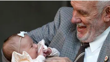 James Harrison, australianul care a salvat 2,4 milioane de bebeluși, a murit 